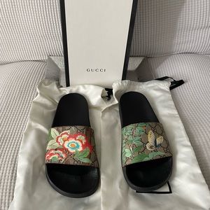 Gucci slides